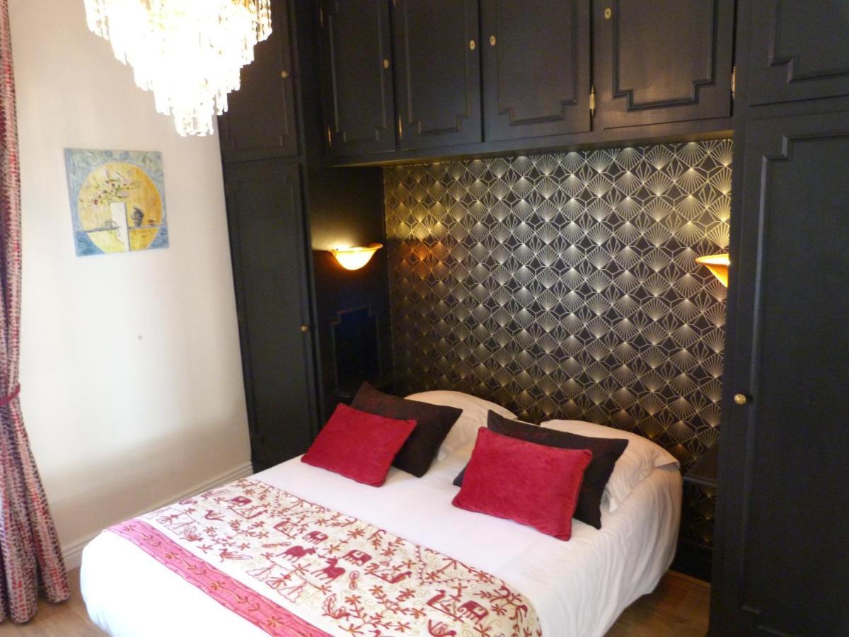 Hotel Le Bretagne วานส์ ภายนอก รูปภาพ