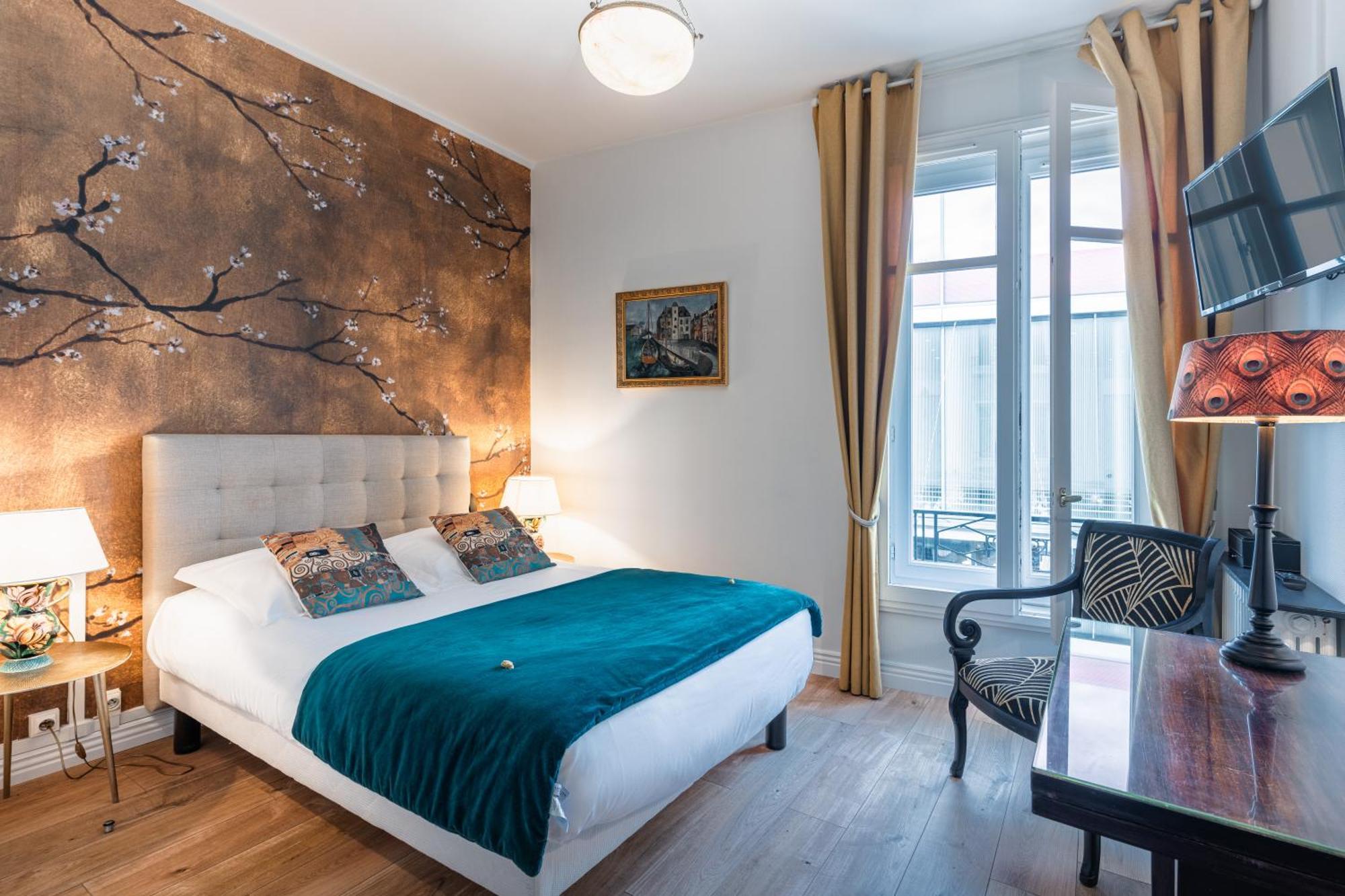 Hotel Le Bretagne วานส์ ภายนอก รูปภาพ