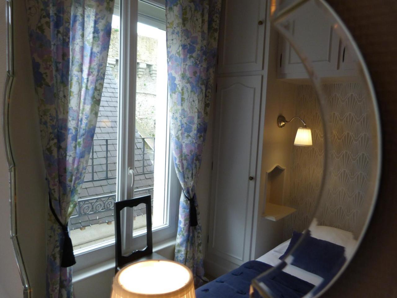 Hotel Le Bretagne วานส์ ภายนอก รูปภาพ